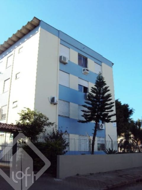 Image 21 - 232043